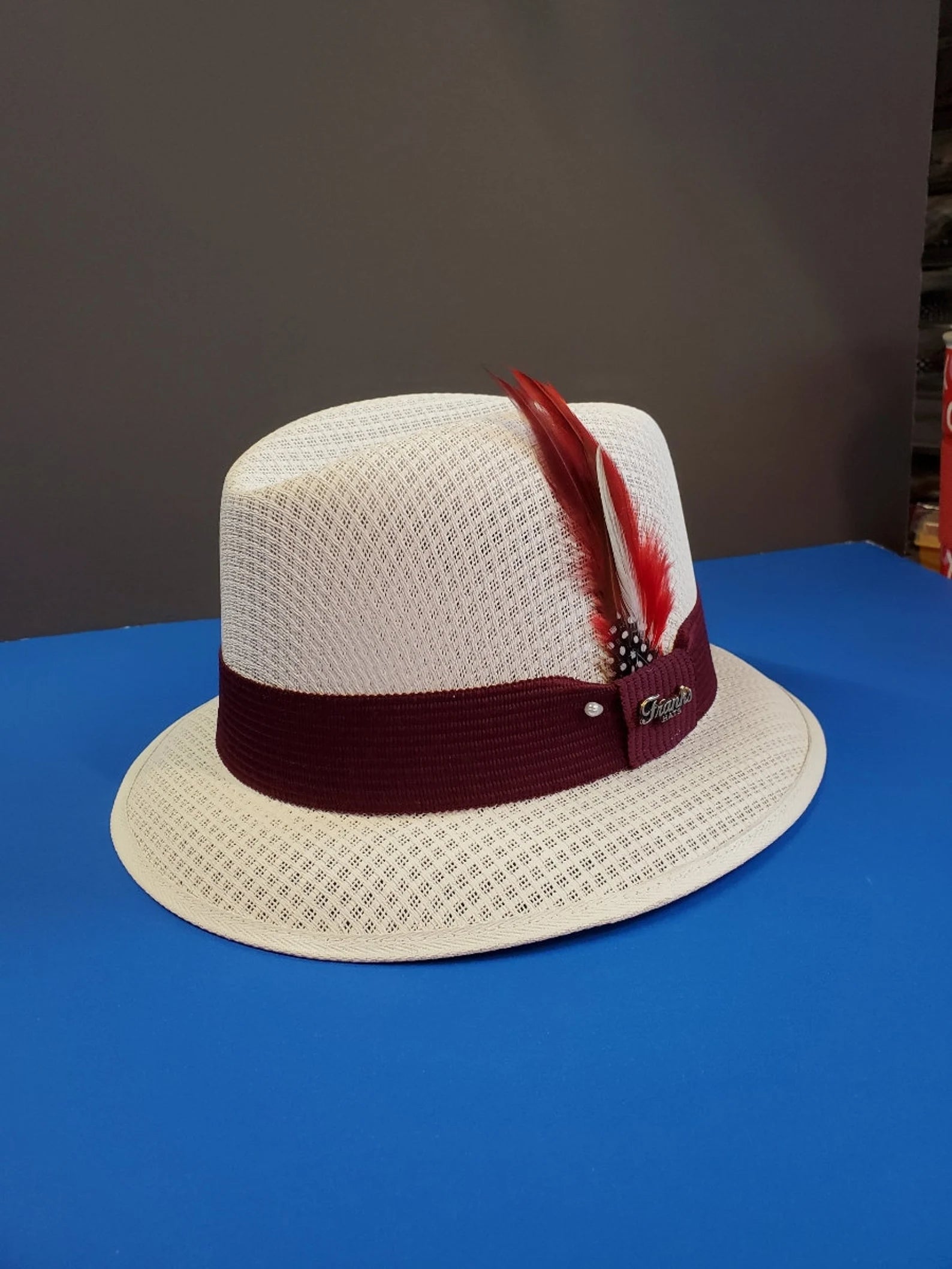 Classic Traditional Garcia White & Burgundy Derby Fedora Hat - Lowrider Style