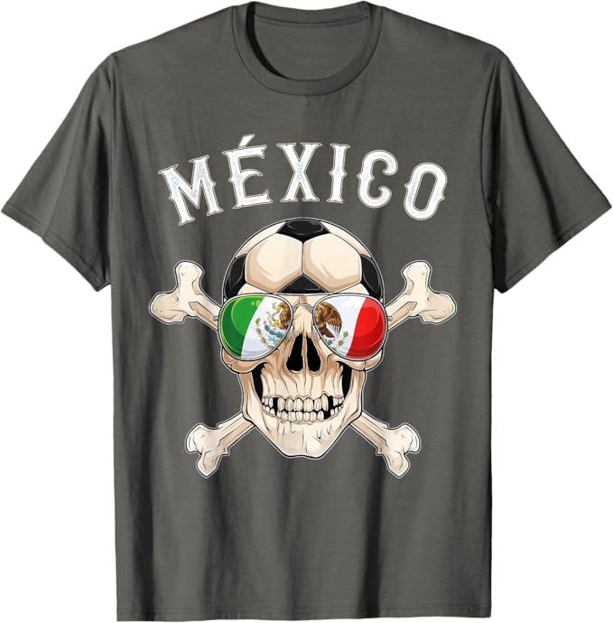 Mexico Pirate Soccer Fan Men T-Shirt – Skull with Mexican Flag Apparel