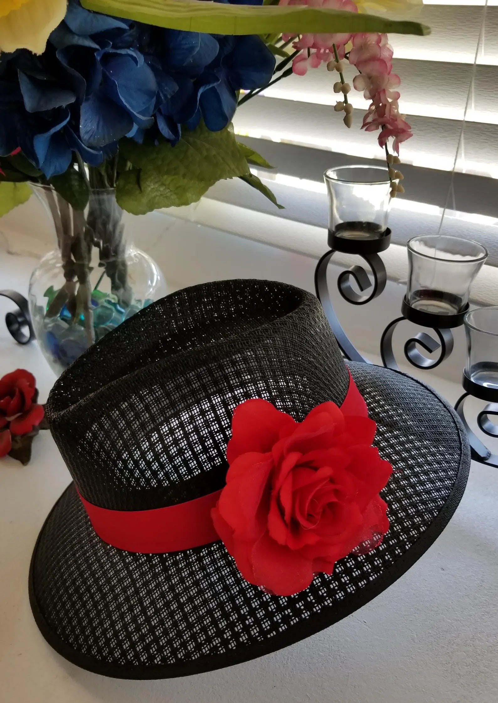 Black or White Viejo Ladies Shoes with Red Accents